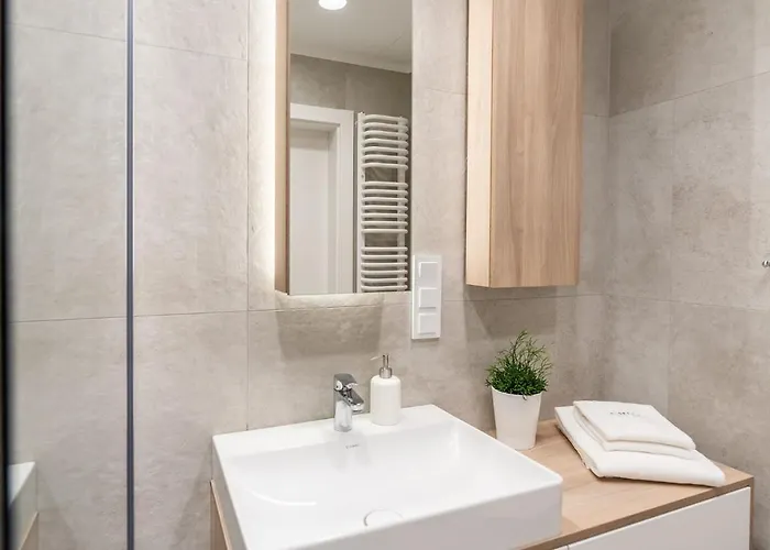 Chilliapartamenty - Designer Z Duzym Tarasem W Shellter & Kolo Kolobrzegu *